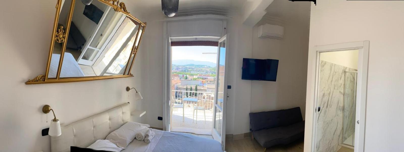 B&B 10 Mt Dal Duomo Benevento Eksteriør billede